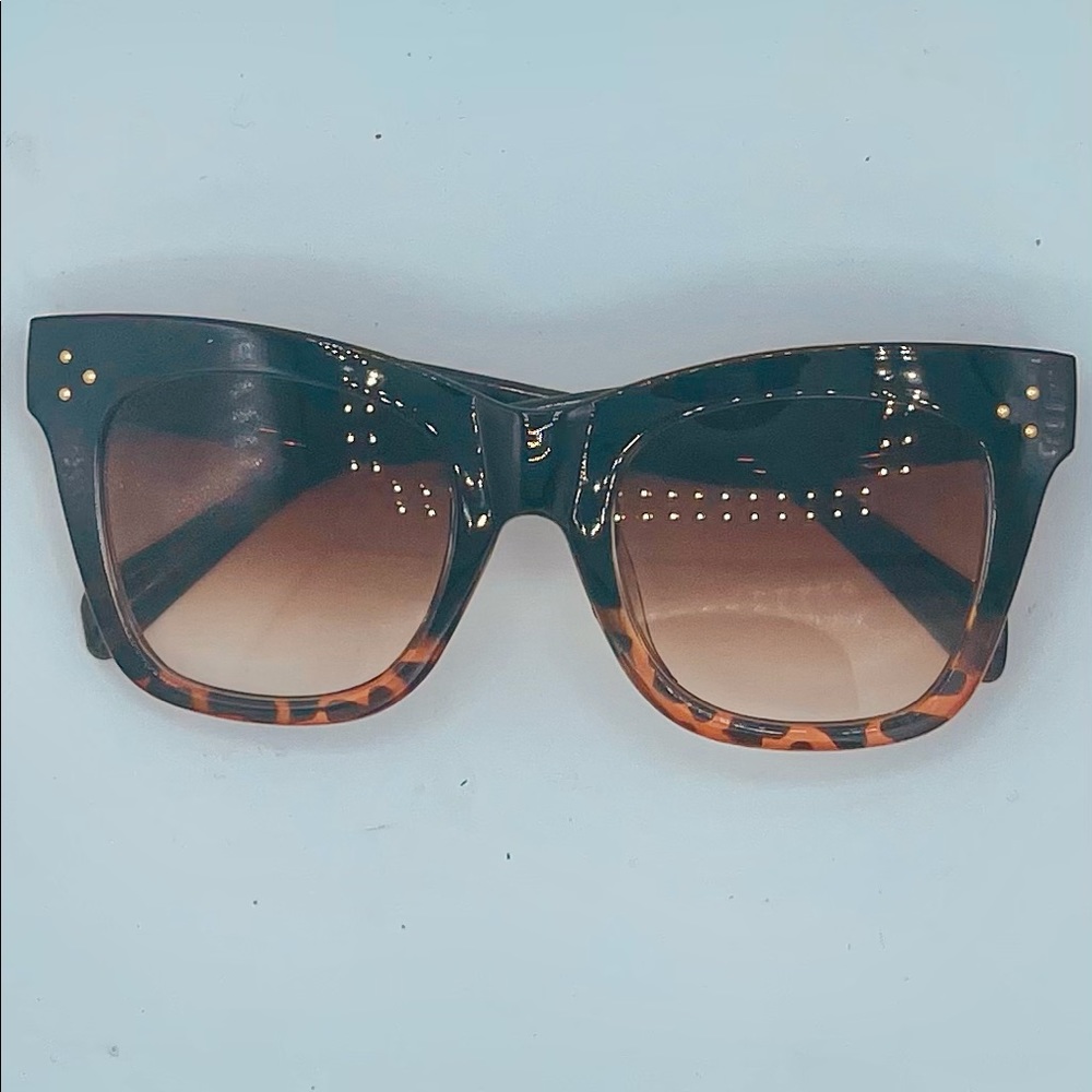 Leopard Fashion Sunglasses - Picture 6 of 7